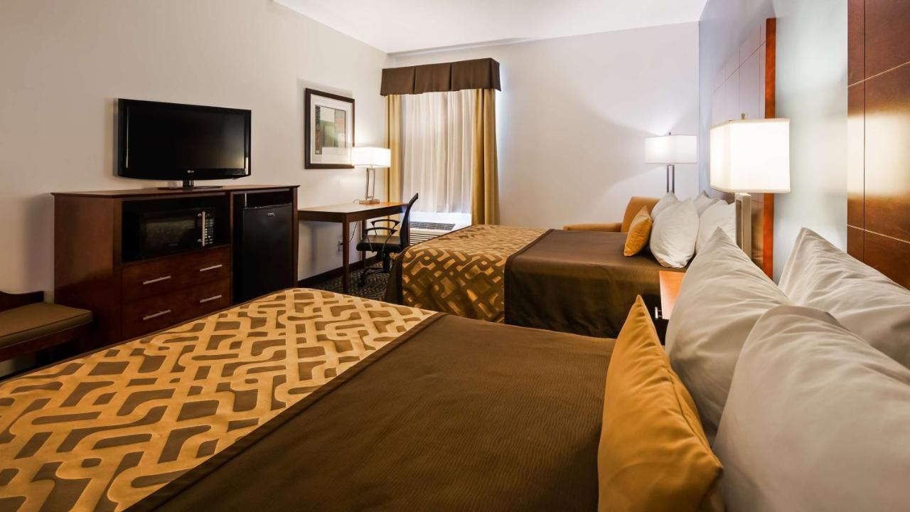 Best Western Plus Covered Bridge Inn Brazil Exterior photo