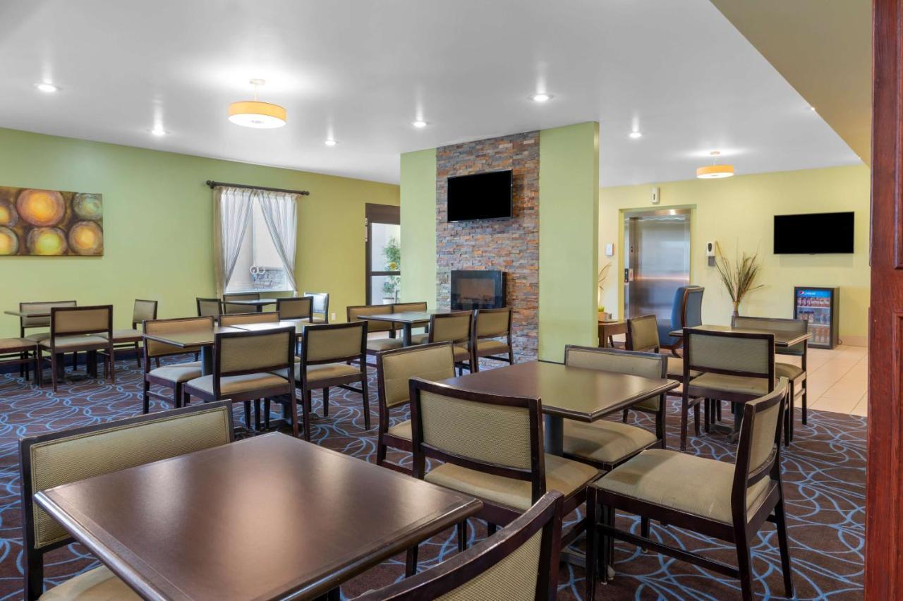 Best Western Plus Covered Bridge Inn Brazil Exterior photo