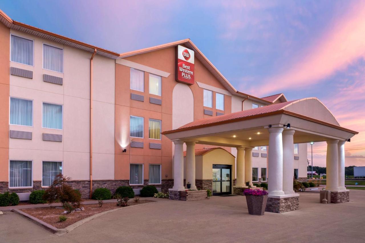 Best Western Plus Covered Bridge Inn Brazil Exterior photo