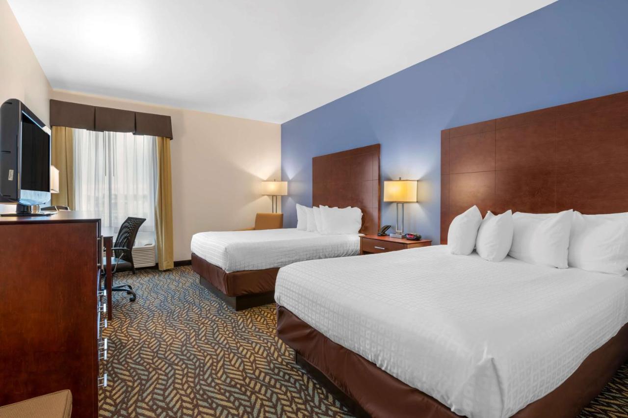 Best Western Plus Covered Bridge Inn Brazil Exterior photo
