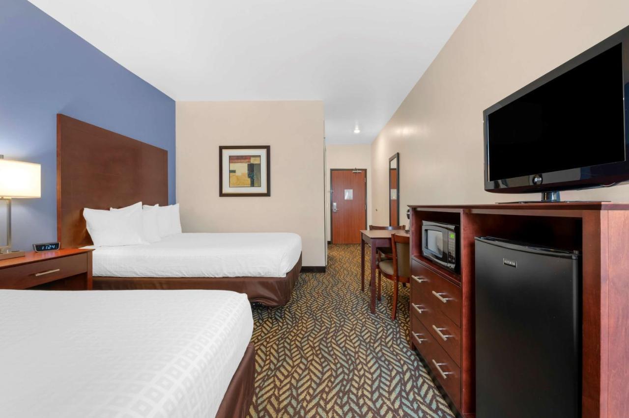 Best Western Plus Covered Bridge Inn Brazil Exterior photo